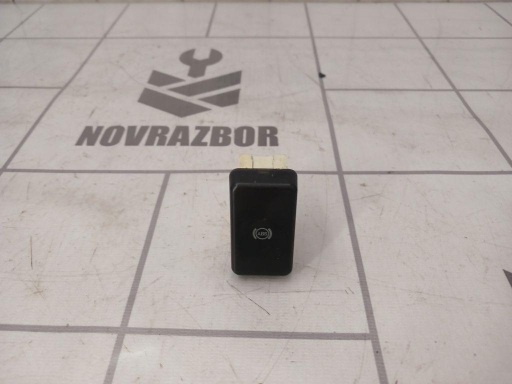 VW Passat  B3  1988-1993 для Кнопка антипробуксовочной системы