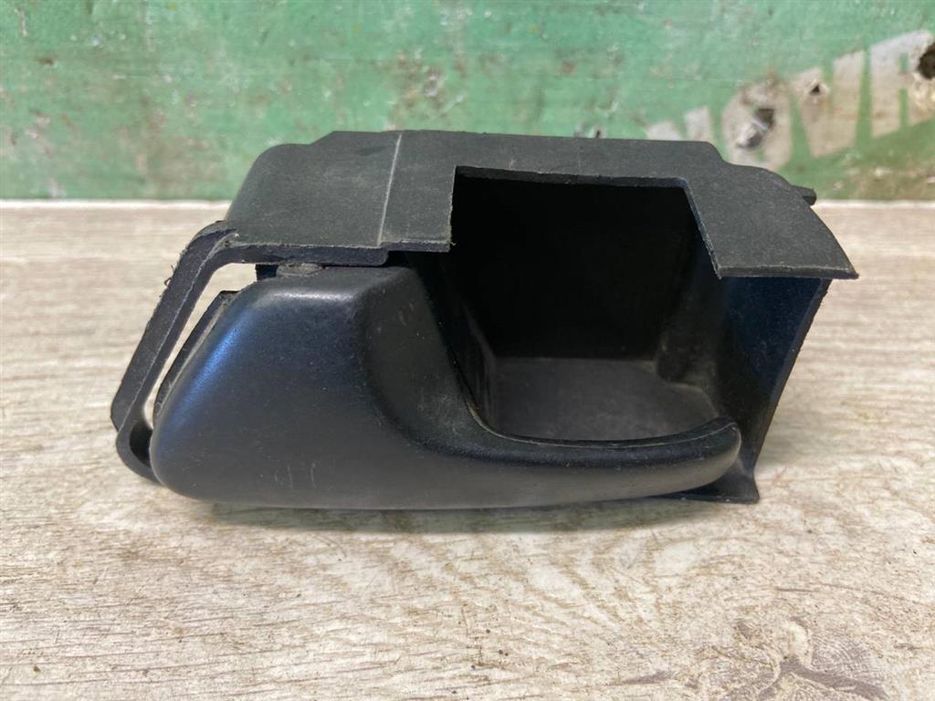 VW Golf 3 Vento 91-97 для Ручка двери задней внутренняя левая