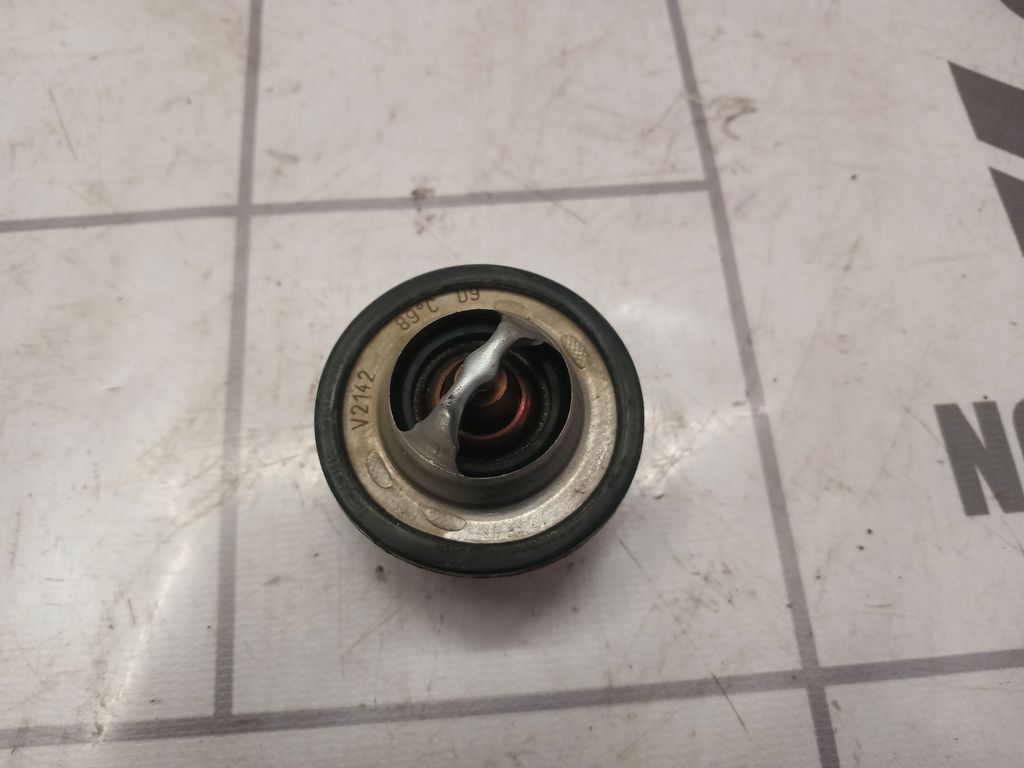 Renault Logan 2005-2014 для Термостат