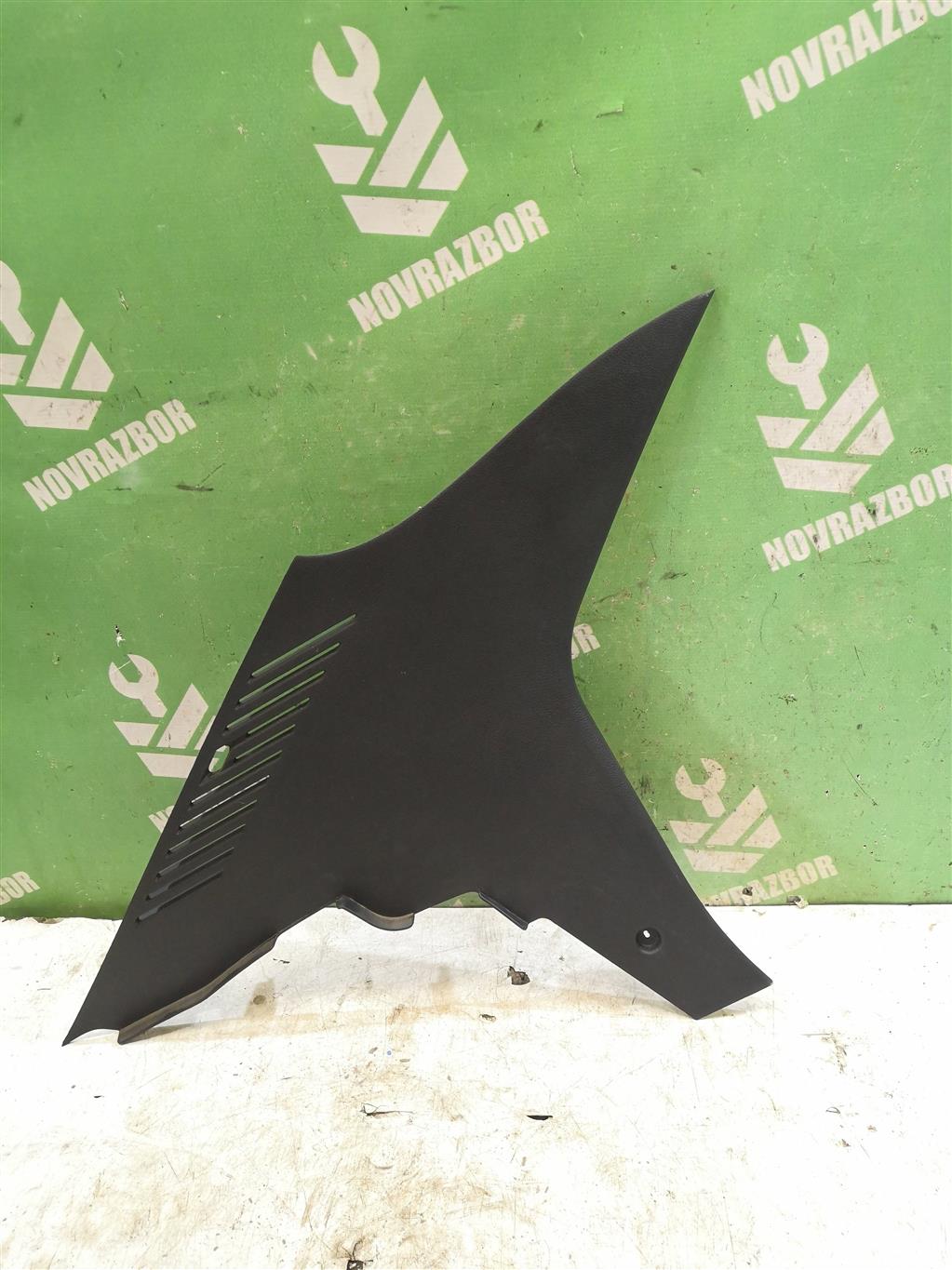 Renault Logan 2005-2014 для Накладка стойки