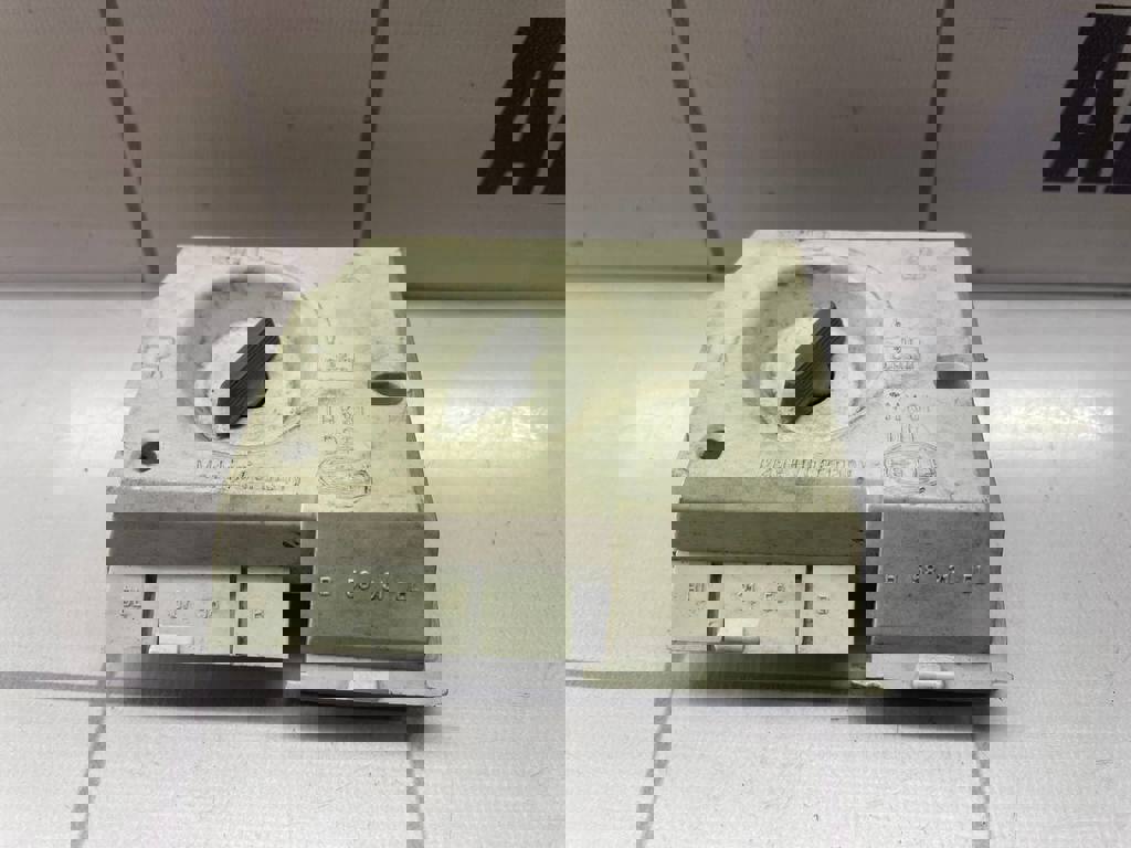 Audi 80  90  B3  86-91 для Плата заднего фонаря