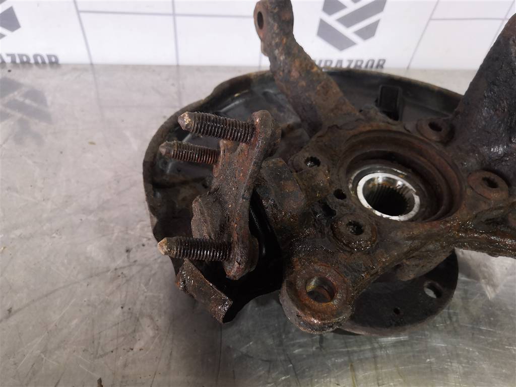 Skoda Octavia A5 1Z 04-13 для Кулак поворотный передний левый Skoda Octavia A5 1Z 04-13 для Кулак поворотный передний левый