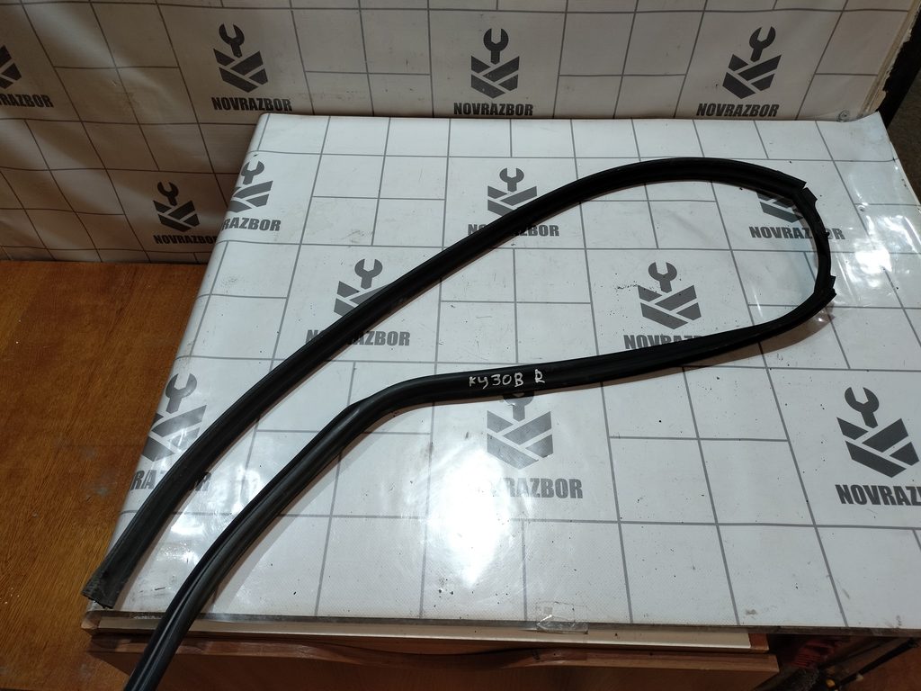 Ford Focus 1 1998-2004 для Уплотнитель