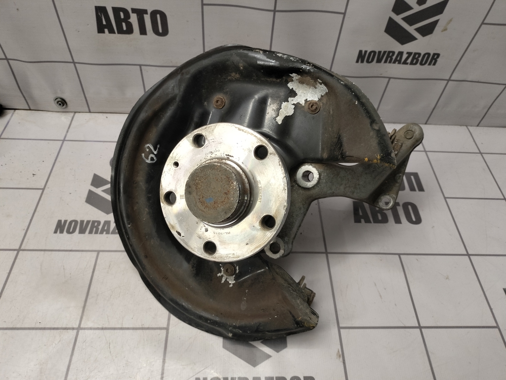 Skoda Yeti 2009-2018 для Кулак поворотный задний левый