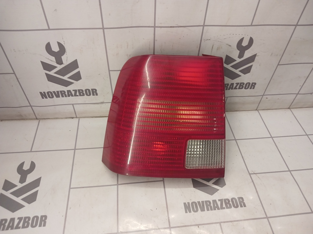 VW Passat B5 96-00 для Фонарь задний левый