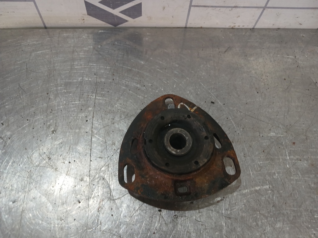 Audi A6 (C4) 1994-1997 для Опора переднего амортизатора