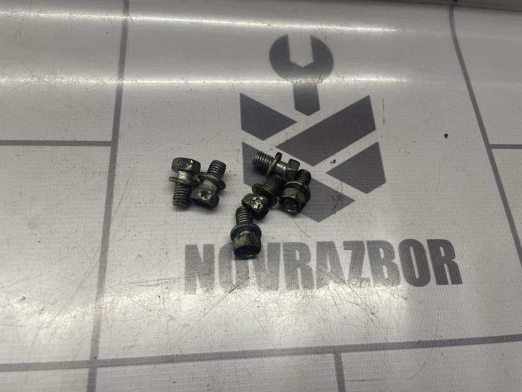 Mitsubishi Lancer 10 CX  CY 07-17 для Болт