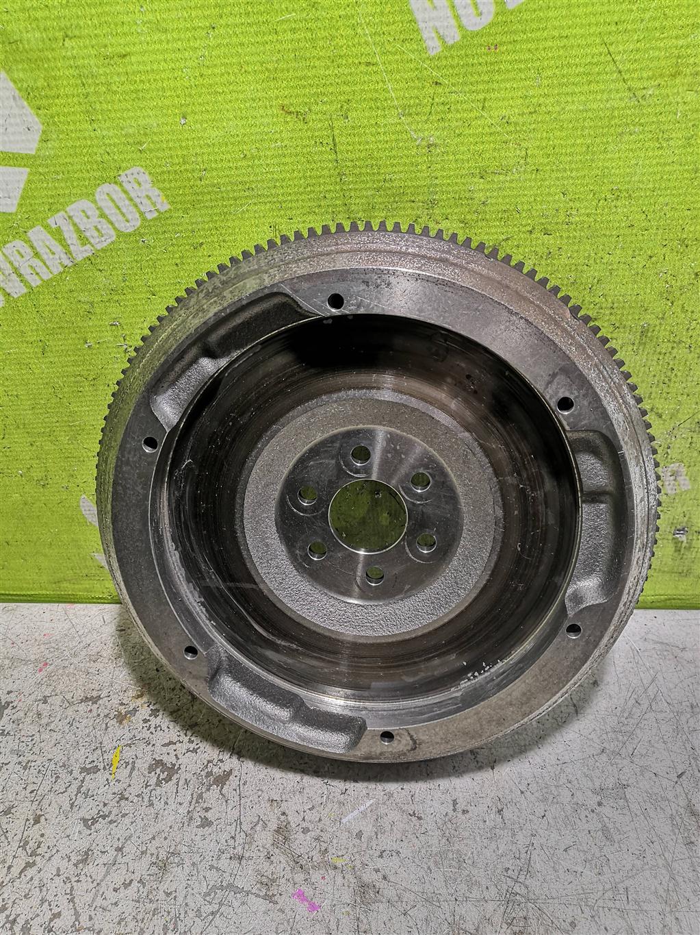 Opel Meriva 2003-2010 для Маховик