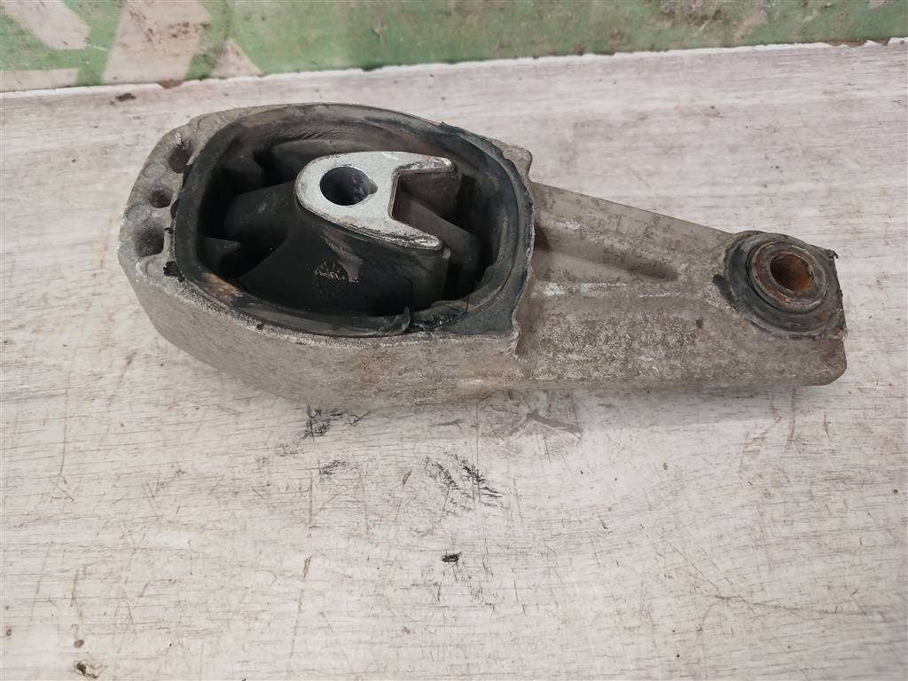 Citroen C-Elysee 2012> для Опора двигателя