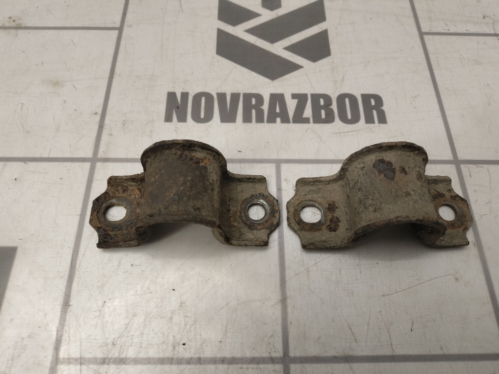 Hyundai Elantra 3  00-05 для Кронштейн крепления заднего стабилизатора