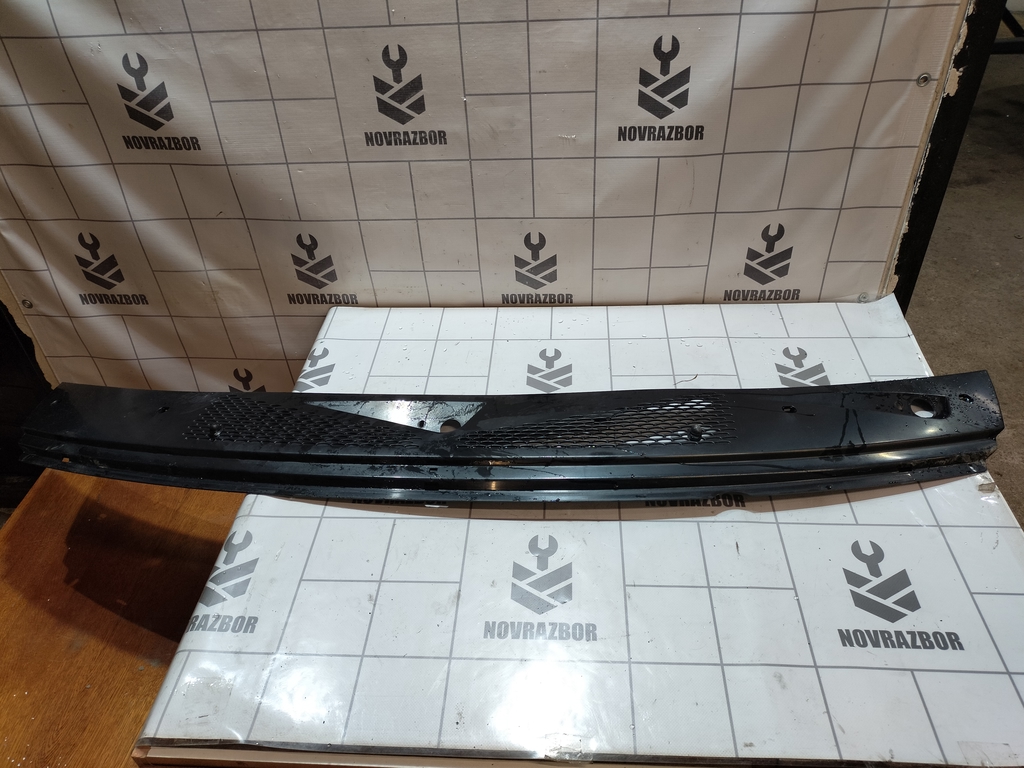 Ford Transit 06-13 для Решетка стеклоочистителя