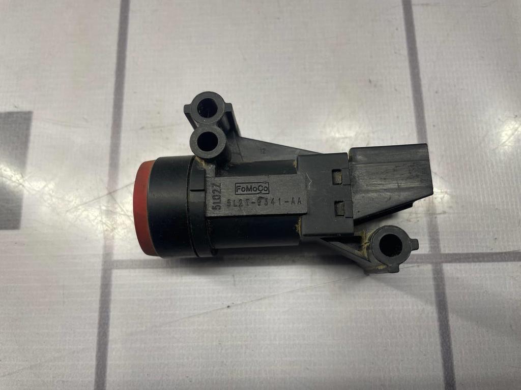 Ford Focus 2 05-08 для Клапан отсекающий