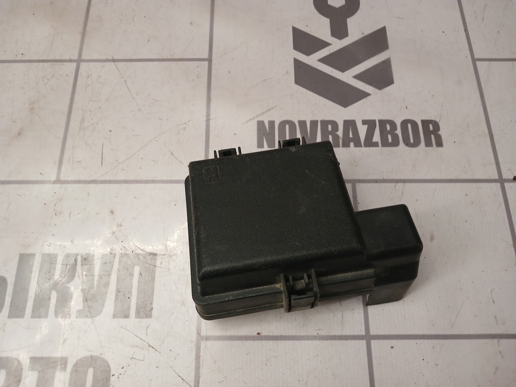 Renault Megane 3 09-16 для Крышка блока предохранителей