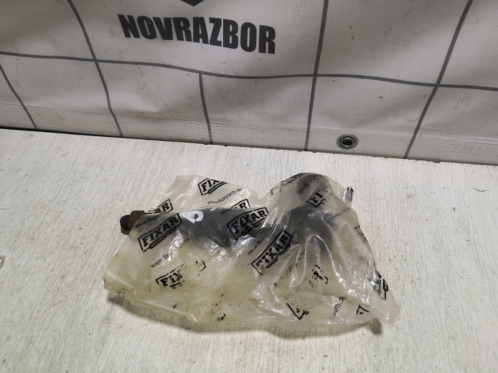 VW Passat B5 96-00 для Наконечник рулевой наружный