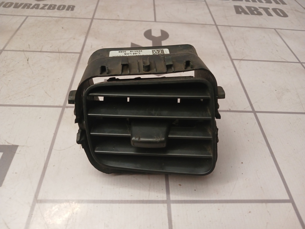 Renault Logan 2 14-18 для Дефлектор воздушный