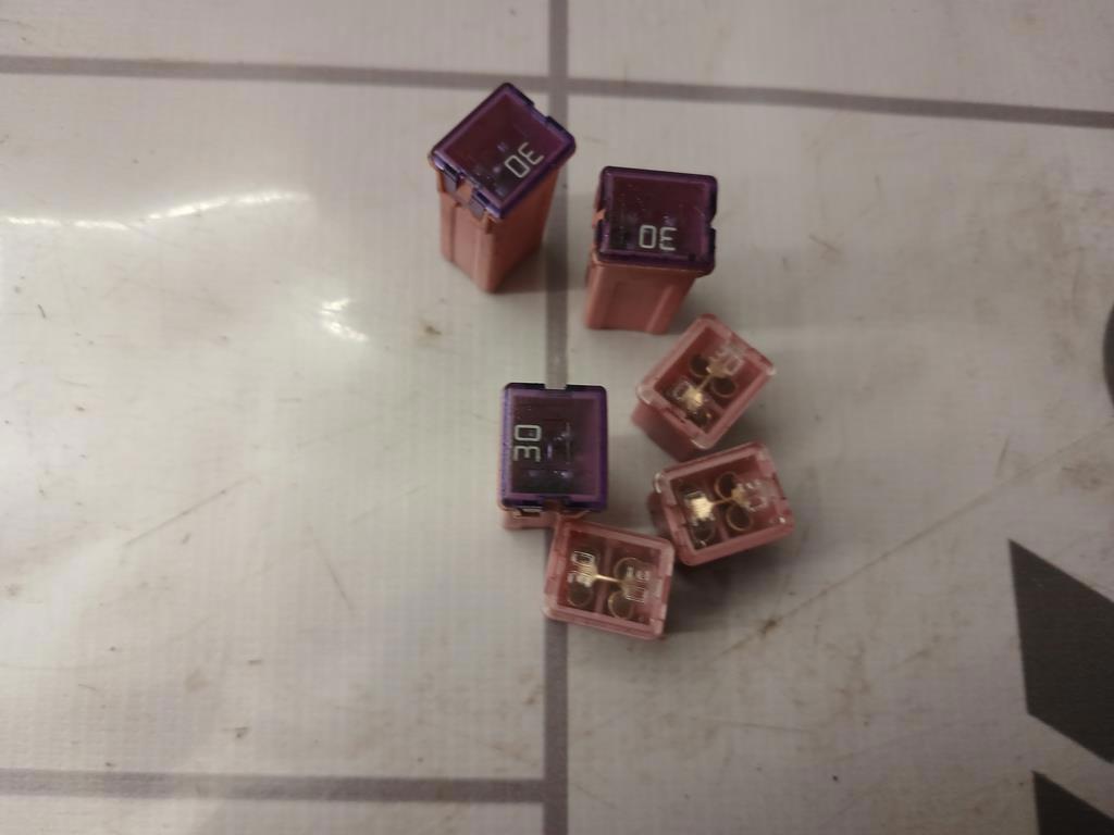 Chery QQ6 S21 07-10 для Предохранитель