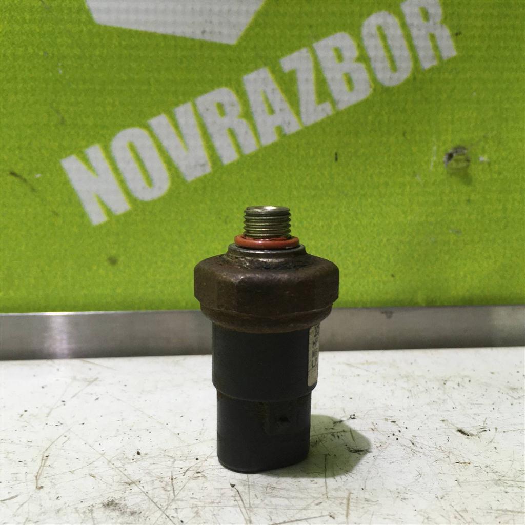 Toyota Corolla E10 1992-1997 для Датчик кондиционера