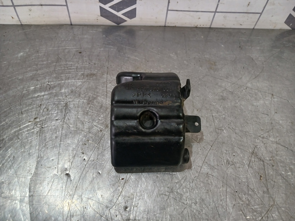 Audi A6 (C4) 1994-1997 для Ресивер воздушный