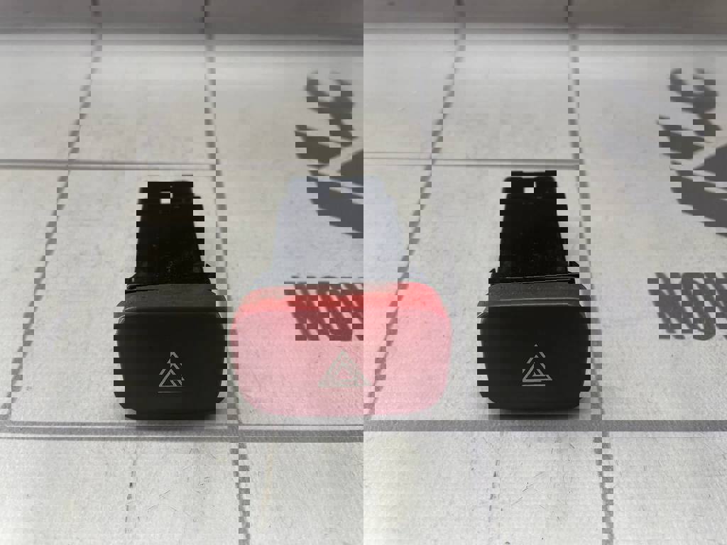 Hyundai Elantra 3  00-05 для Кнопка аварийной сигнализации