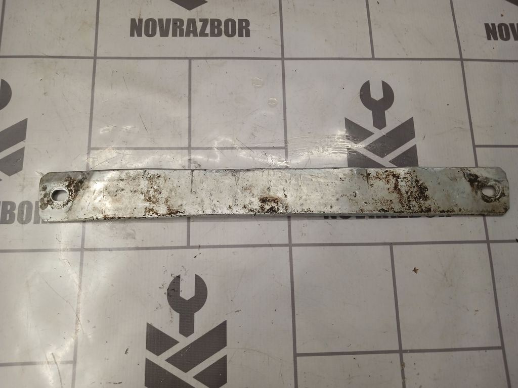 VW Passat B5 96-00 для Кронштейн (сопут. товар)