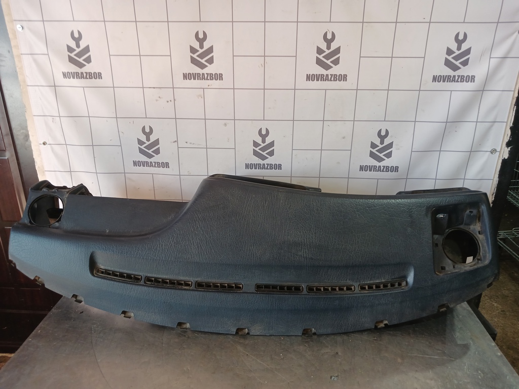 VW Golf 3 Vento 91-97 для Торпедо