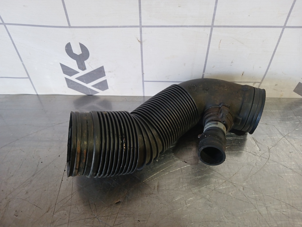 VW Golf 4 Bora 97-05 для Патрубок воздушного фильтра