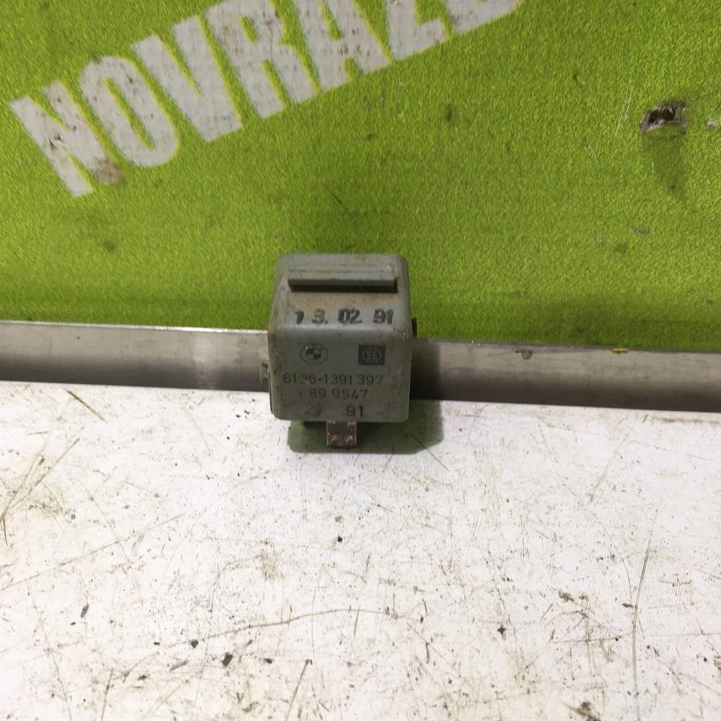 BMW 7-серия E32 1986-1994 для Реле