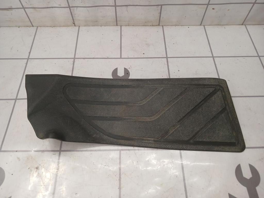 Peugeot 307 2001-2008 для Накладка на подножку