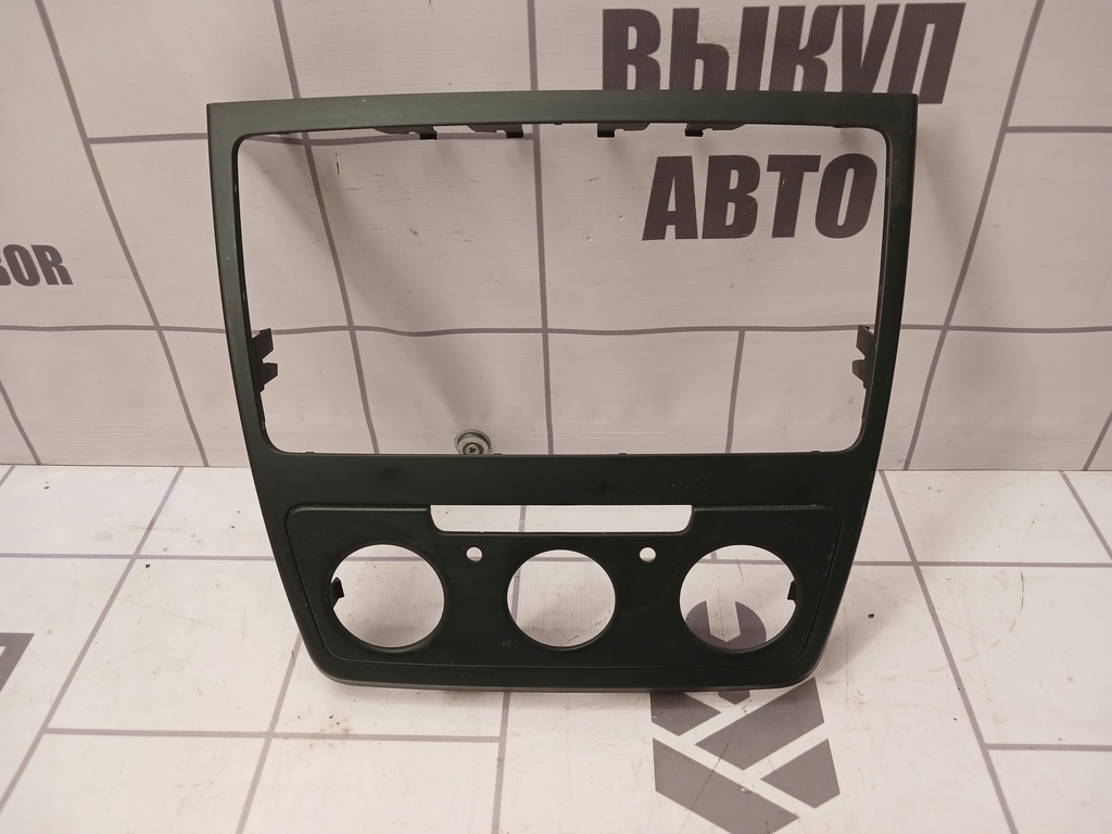 Skoda Yeti 2009-2018 для Накладка декоративная