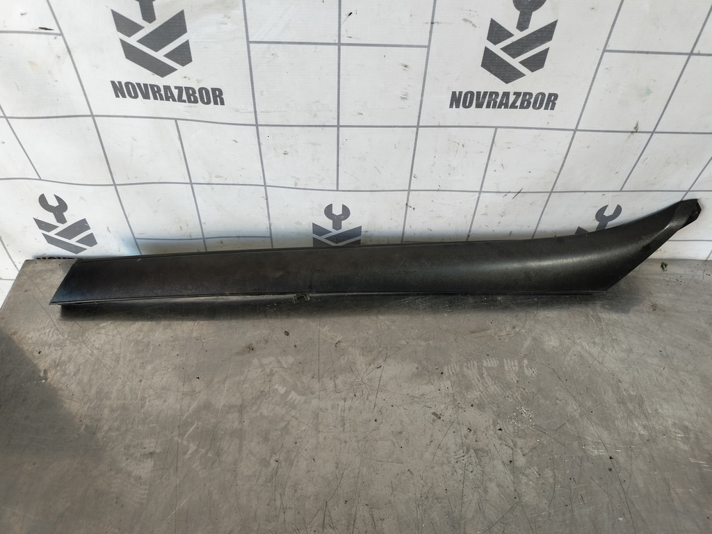 Ford Transit 06-13 для Молдинг лобового стекла