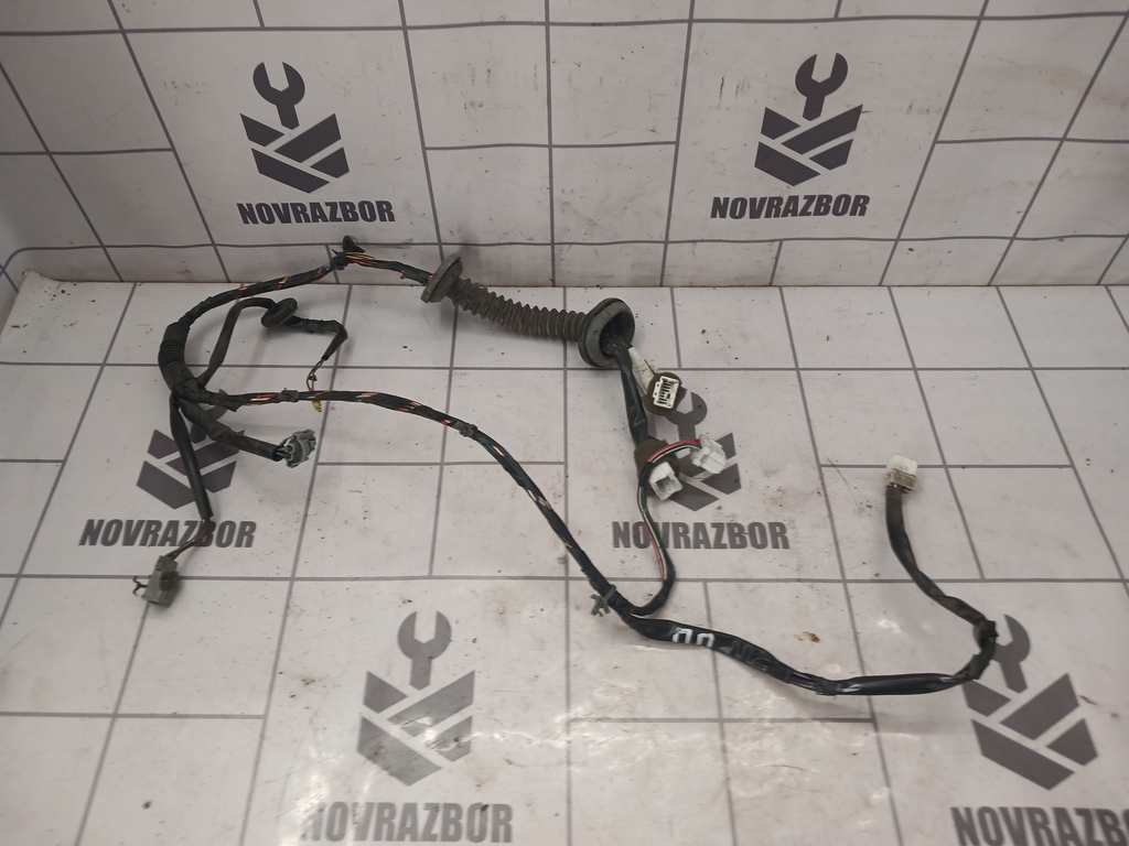 Nissan Almera N16 2000-2006 для Проводка (коса)