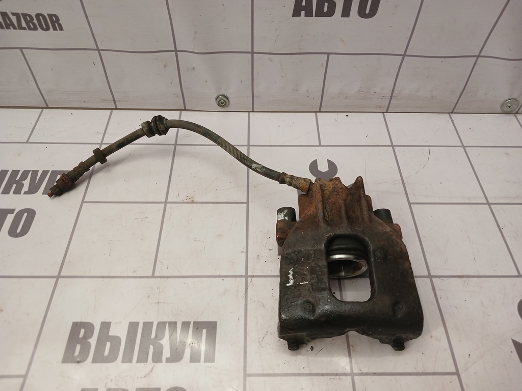 Ford Focus 1 1998-2004 для Суппорт передний правый