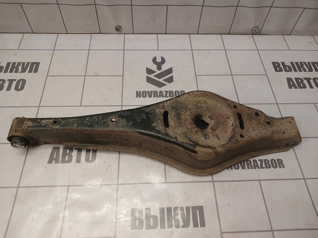 Skoda Yeti 2009-2018 для Рычаг задний нижний