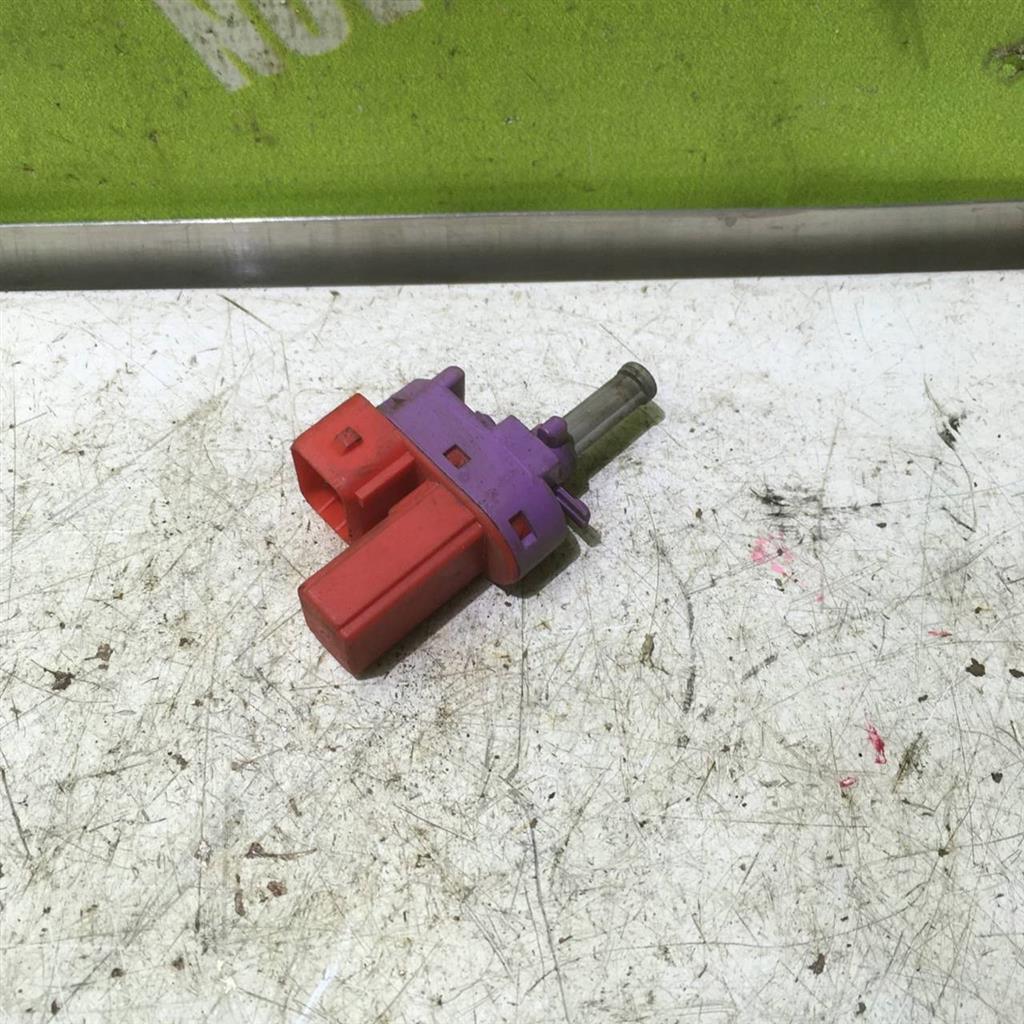 Ford Focus 1 1998-2004 для Датчик педали сцепления