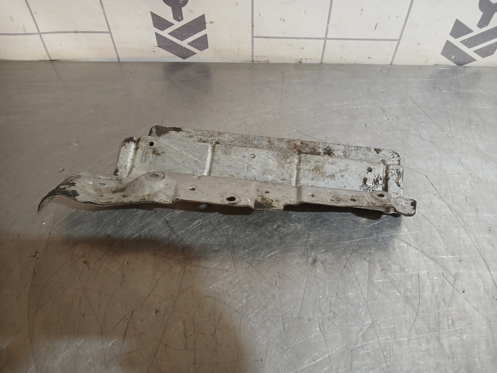 Renault Clio 2 Symbol 1998-2008 для Экран тепловой