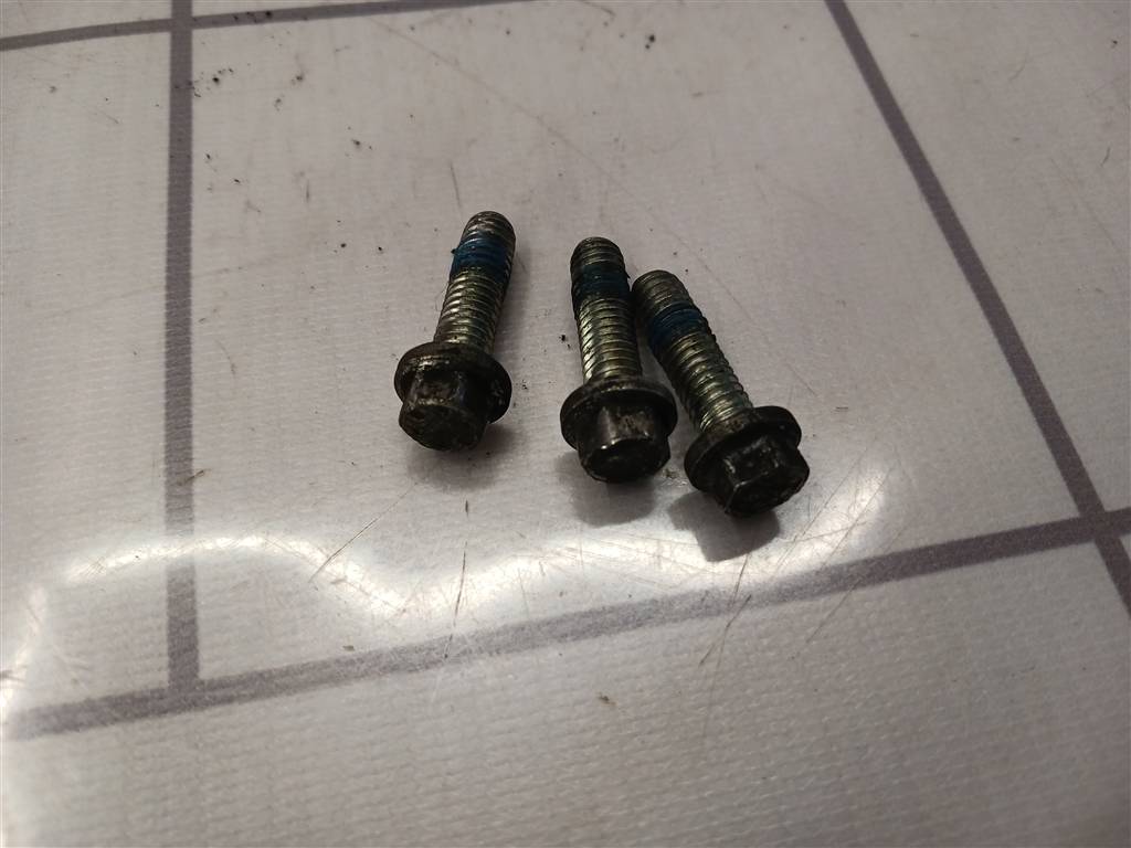 Skoda Octavia A5 1Z   04-13 для Болт