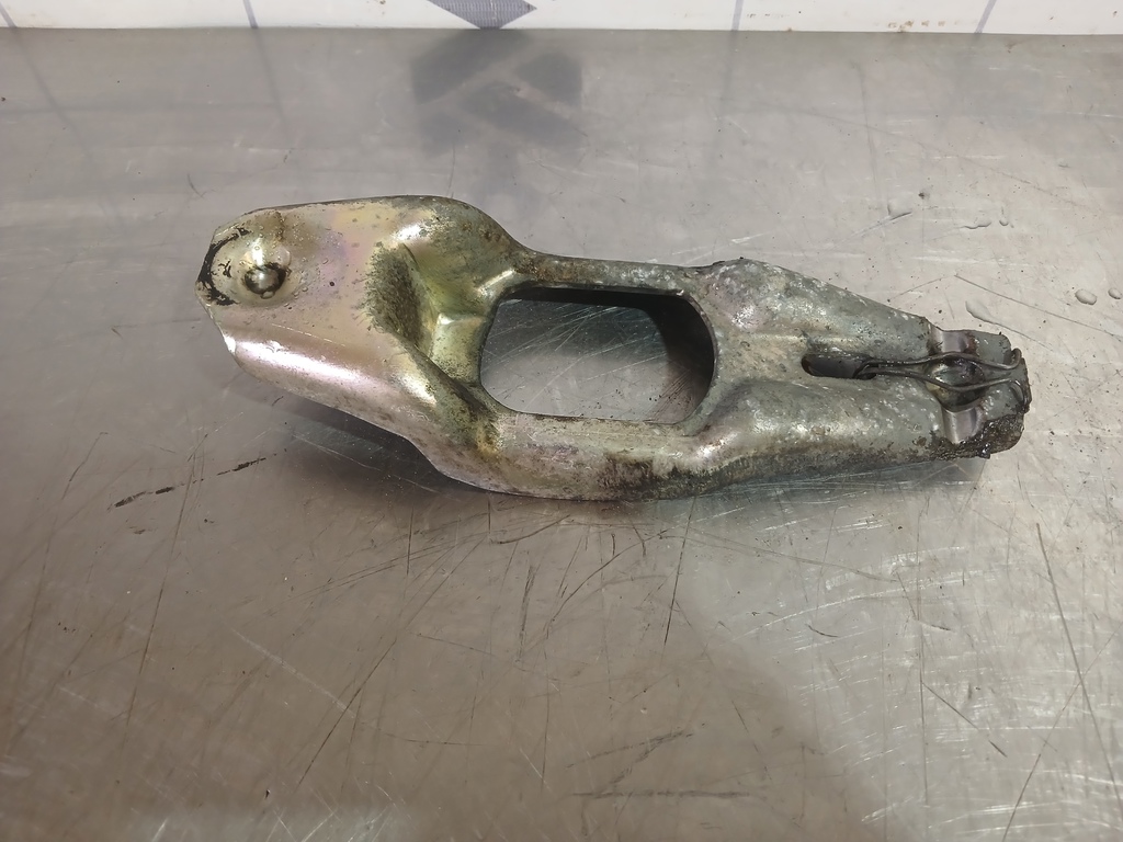 Audi A6 (C4) 1994-1997 для Вилка сцепления