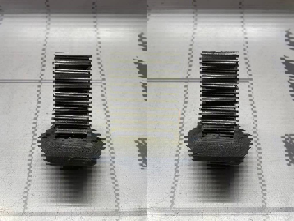 Hyundai Elantra 3  00-05 для Резистор отопителя