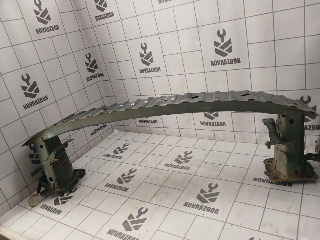 Mazda Mazda 3  BK  02-09 для Усилитель переднего бампера