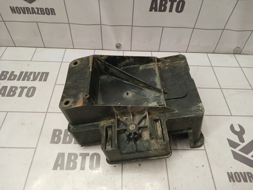 Ford Focus 1 1998-2004 для Крепление АКБ (корпус/подставка)