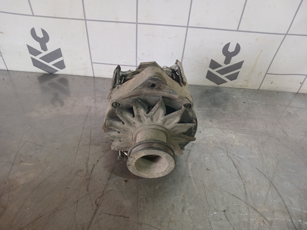 VW Passat  B3  1988-1993 для Генератор