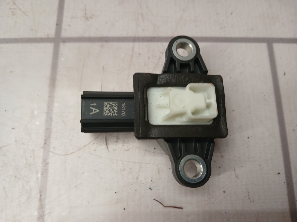 Kia Sorento 3 (UM) Prime 2015-2020 для Датчик AIR BAG