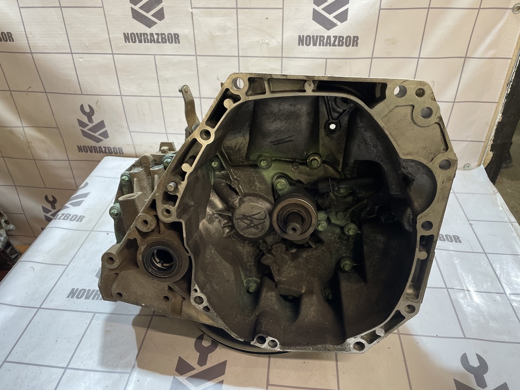 Nissan Qashqai (J10) 2006> для МКПП механическая коробка