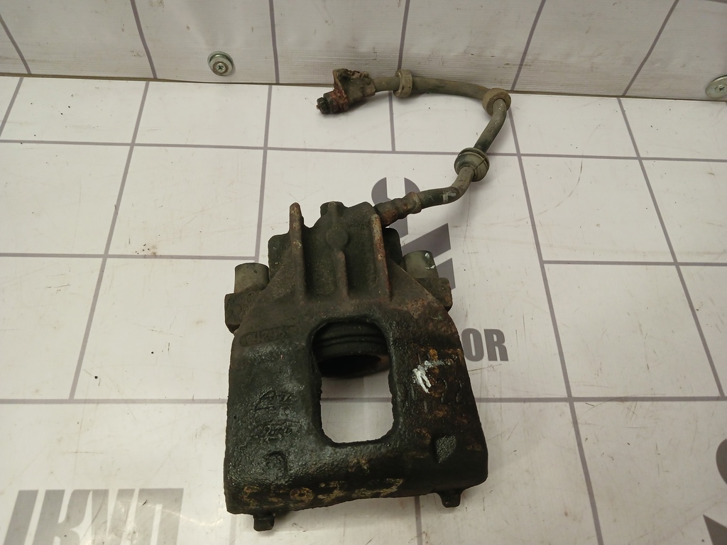 Ford Focus 1 1998-2004 для Суппорт передний левый