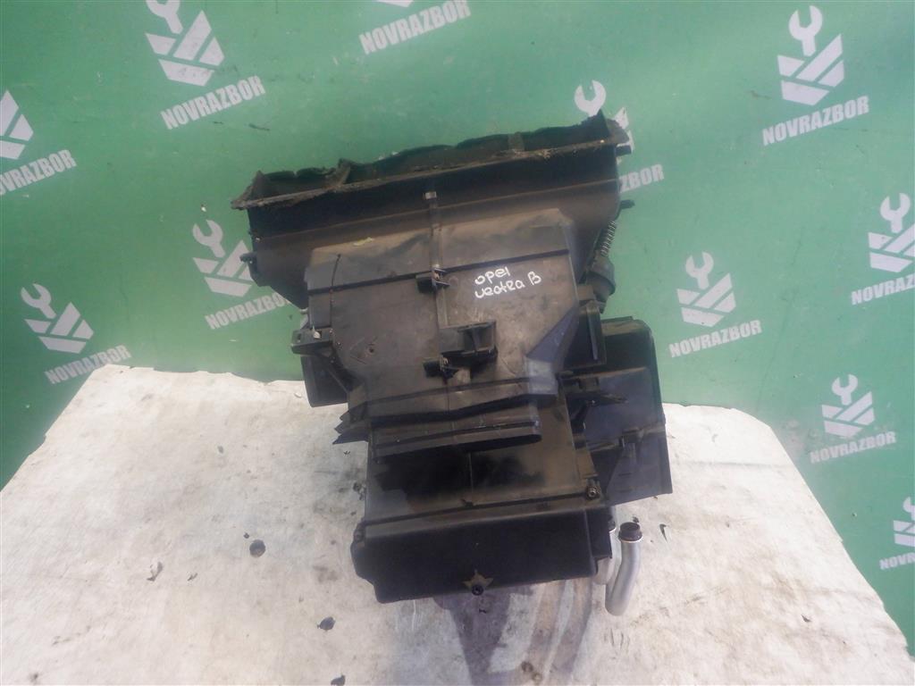 Opel Vectra B 1995-1999 для Корпус отопителя