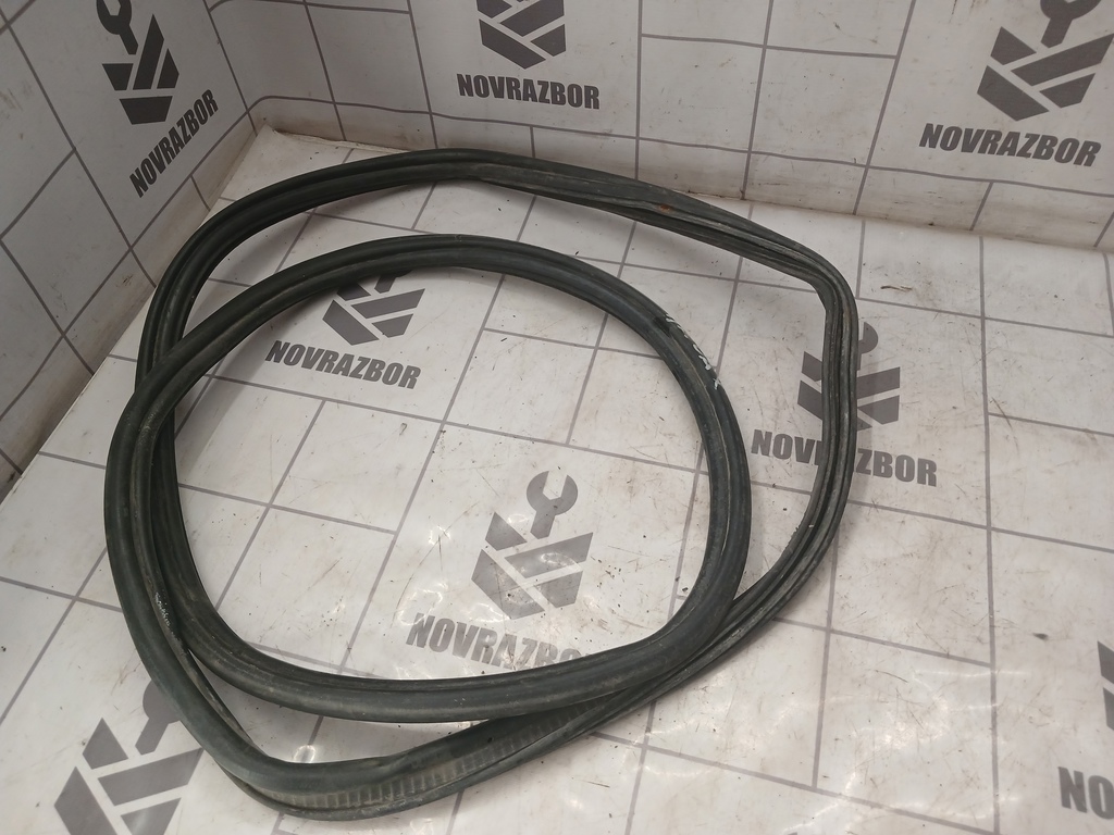 VW Passat B5 96-00 для Уплотнитель