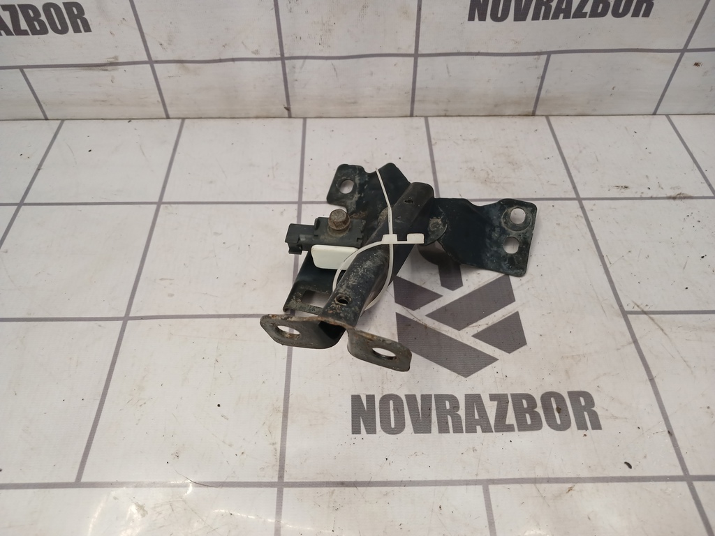 Mazda Mazda 3  BK  02-09 для Кронштейн замка капота