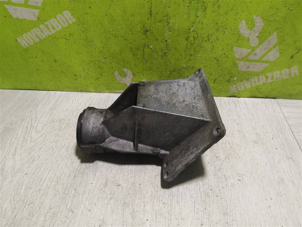 BMW X3 F25 2010-2017 для Кронштейн промежуточного вала