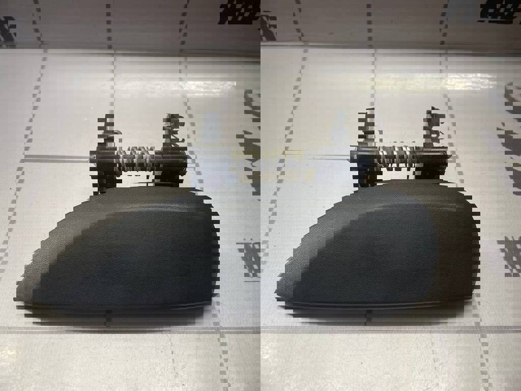 Renault Logan 2 14-18 для Ручка двери наружная левая