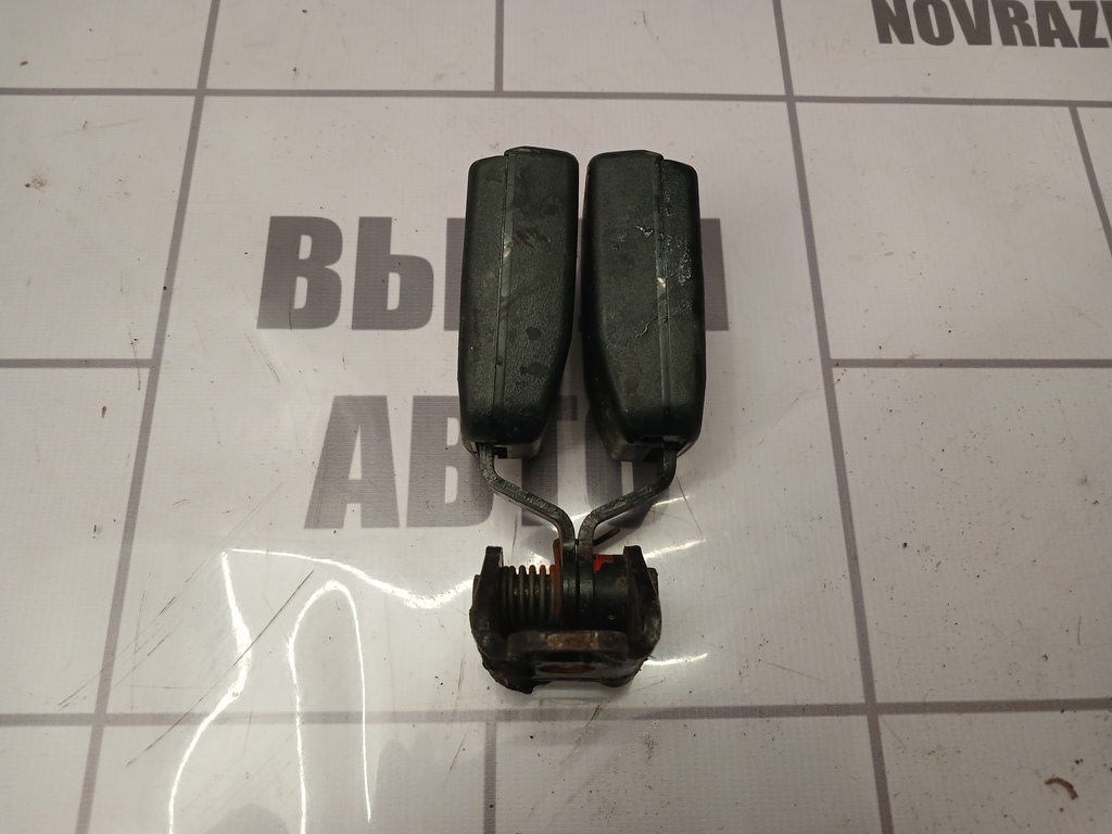 Peugeot 307 2001-2008 для Ответная часть ремня безопасности